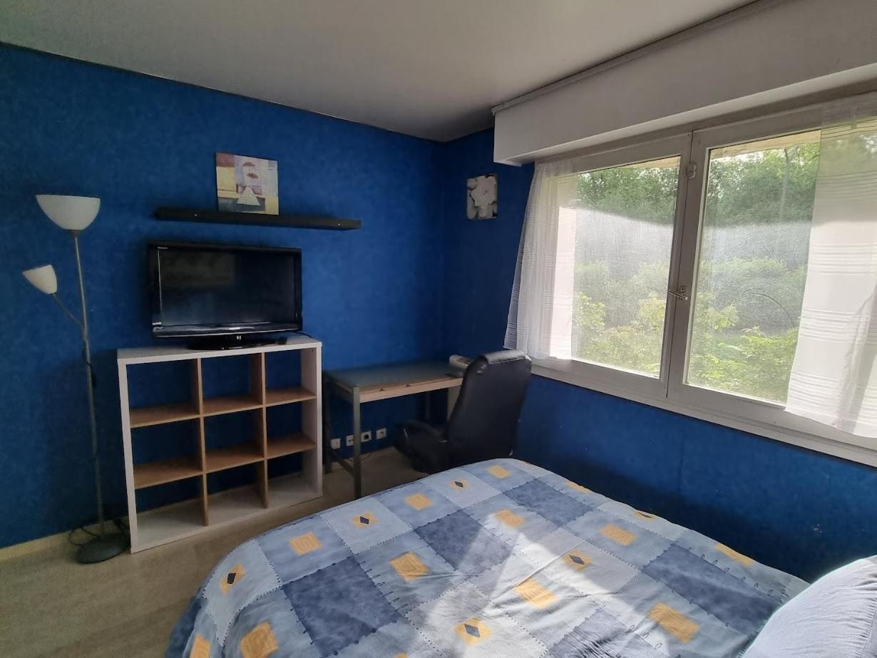 Chambre Avec Sdb Et Toilettes Privatives 罗尼苏布瓦 外观 照片