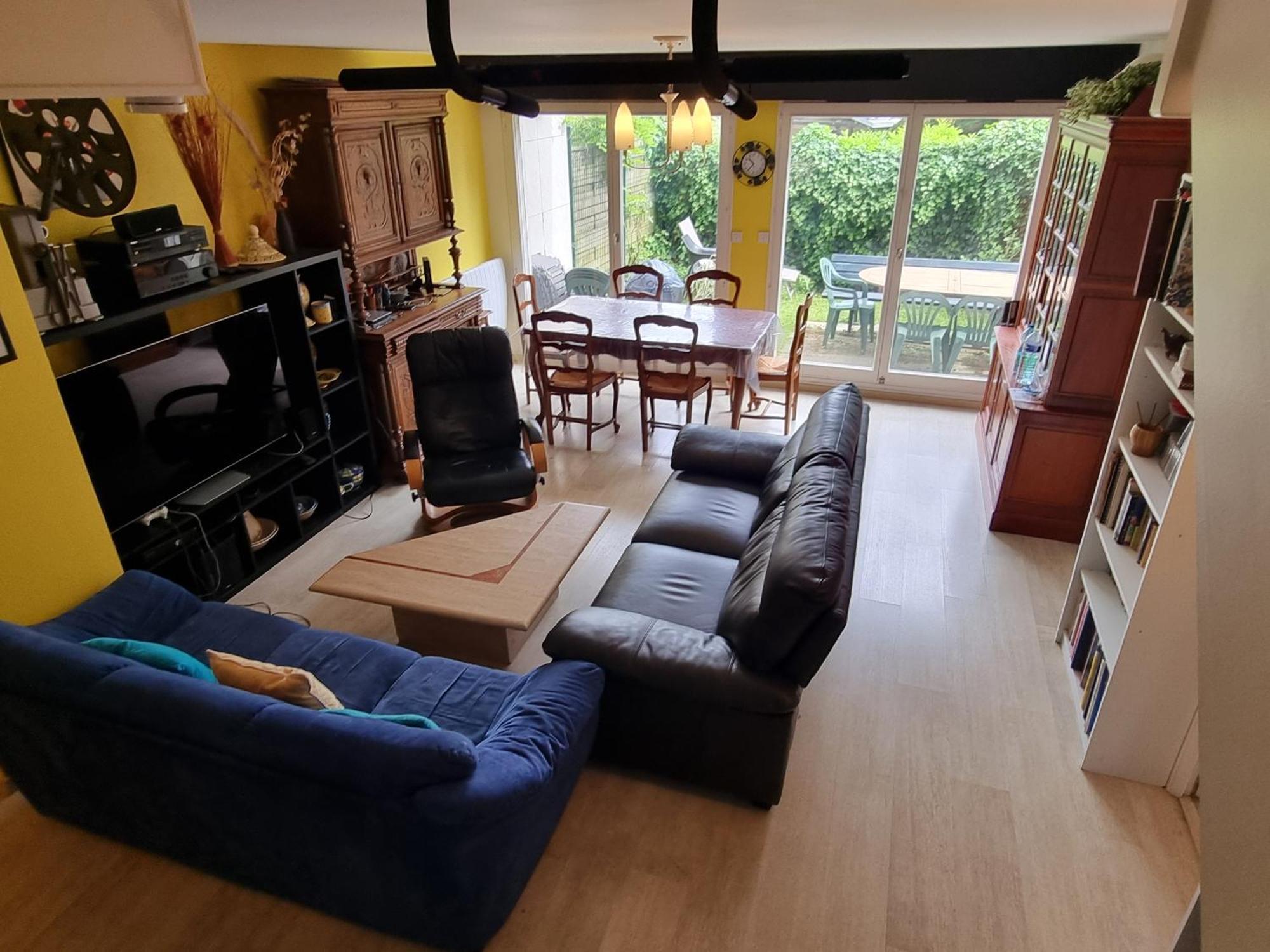 Chambre Avec Sdb Et Toilettes Privatives 罗尼苏布瓦 外观 照片